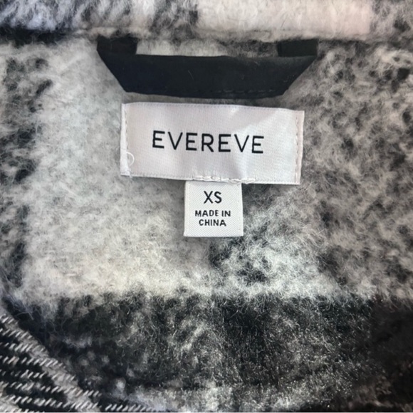Evereve Vic Shacket / Jacket - Picture 4 of 7